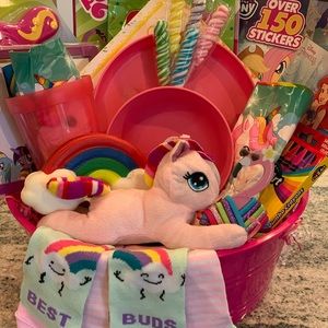 Girl’s gift basket - Pony theme